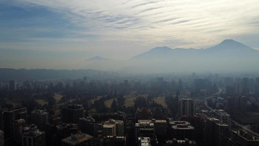 Habitantes de la región Metropolitana acusan de un fuerte olor a gas