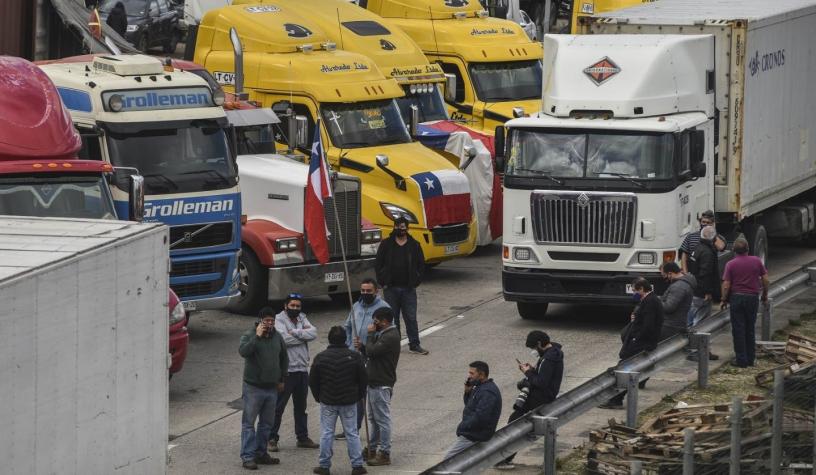 Gobierno dice que invocará Ley de Seguridad del Estado contra camioneros "cuando estén las causales"