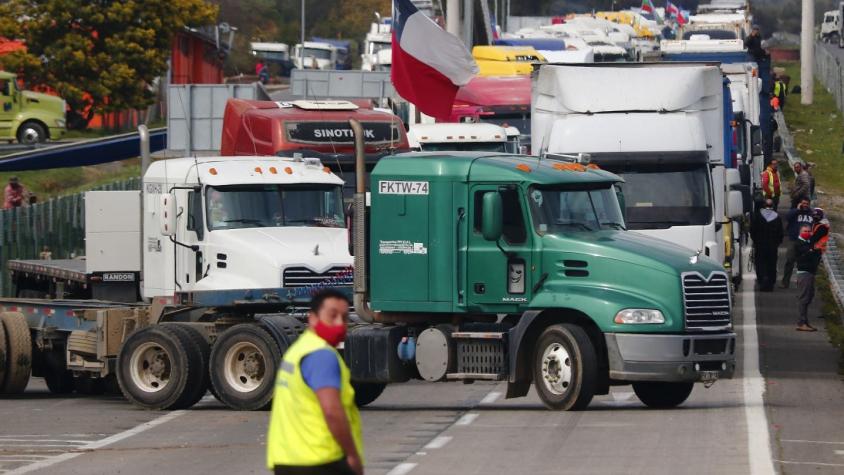 Camioneros anuncian el fin del paro nacional tras llegar a acuerdo con el Gobierno