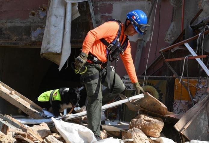 Topos chilenos en Beirut explican labores de rescate: "No podemos descartar ni confirmar"