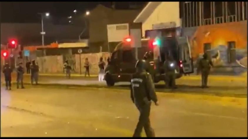[VIDEO] Grupo de personas irrumpe en mercado de Coquimbo: Locatarios no pudieron defenderse
