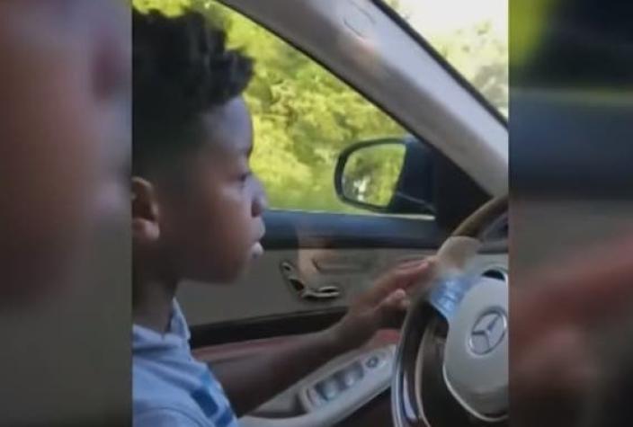 Niño de 11 años conduce automóvil para llevar a su abuela hasta el hospital