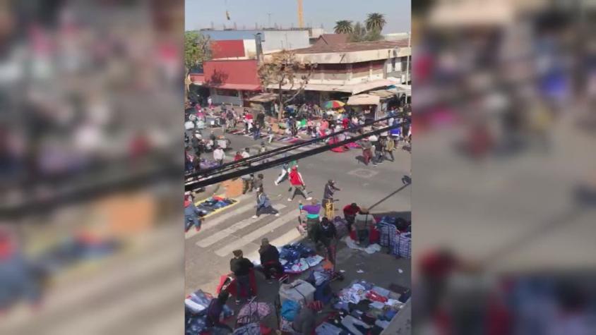 [VIDEO] Peleas con sables entre vendedores ambulantes en Meiggs por el territorio