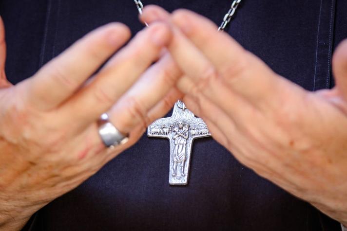 Obispado de Linares suspende de por vida a religioso Germán Cáceres por abuso sexual contra menores