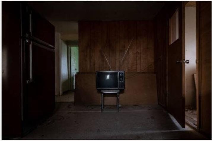 La historia del viejo televisor que dejaba sin internet a todo un pueblo durante las mañanas