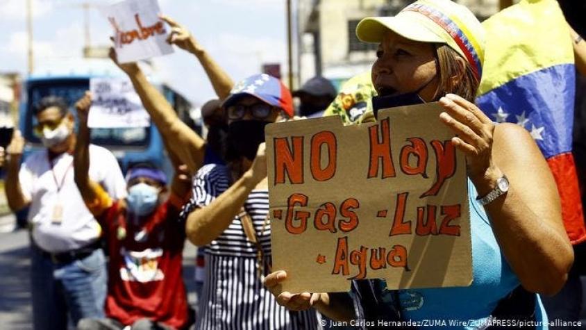 Aumentan protestas en Venezuela por fallos en servicios públicos