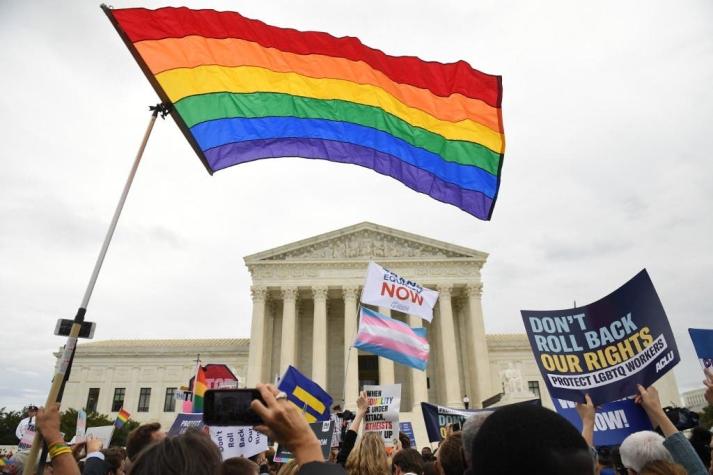 #ProudBoys: comunidad LGBTQ se apodera de la etiqueta de grupo ultraderechista en EEUU