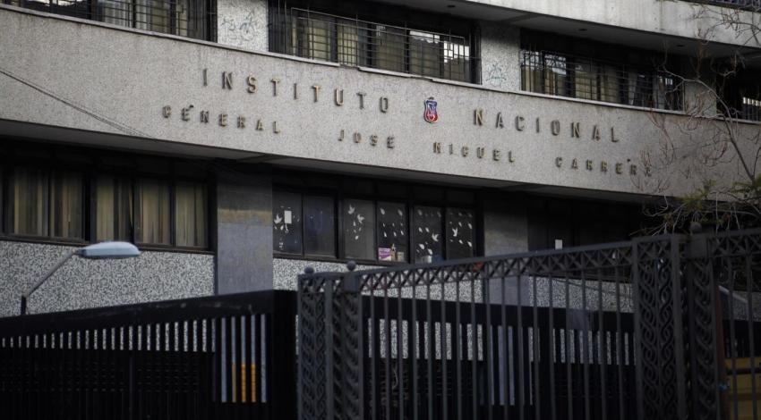 Instituto Nacional será asesorado por la Universidad de Chile para fortalecer siete áreas