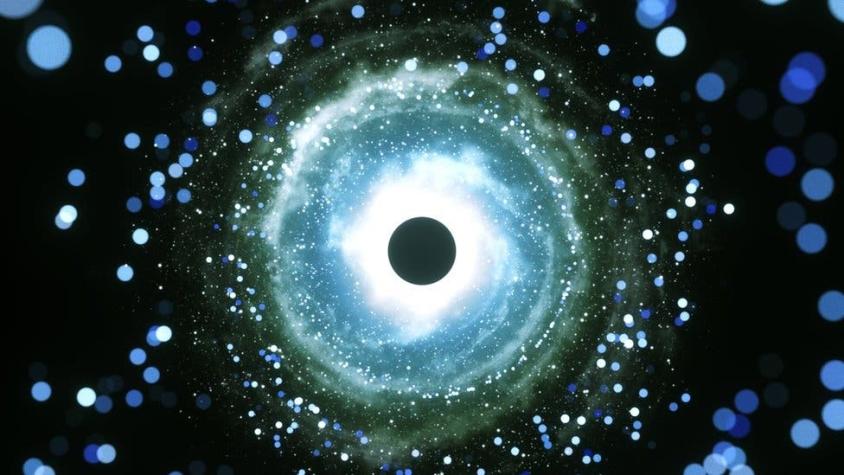 ¿Puede existir vida alrededor de un agujero negro?