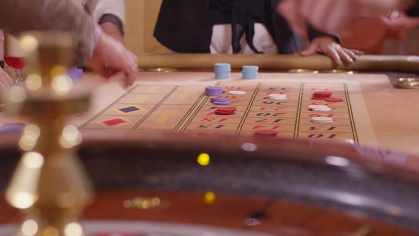 [VIDEO] Deudas millonarias de clientes: Denuncian préstamos de casinos a sus jugadores