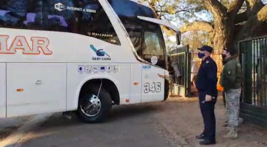 Bus de la Selección Chilena quedó en panne camino al Estadio Centenario en Montevideo