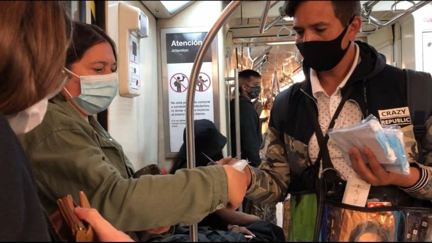 [VIDEO] Aumentan vendedores ambulantes en el Metro: empresa reforzará seguridad por comercio ilegal