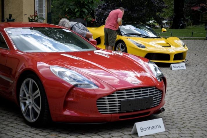Acusan a rapero estadounidense de comprar un Ferrari con dineros de ayuda estatal por el COVID-19