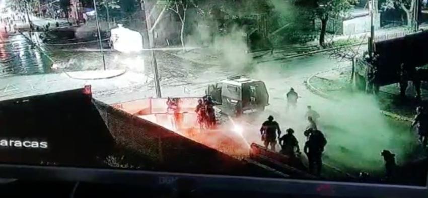 Carabinero queda con lesiones graves tras ser atacado con bomba molotov en Peñalolén