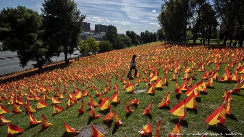 Madrid rinde homenaje a las víctimas de la pandemia