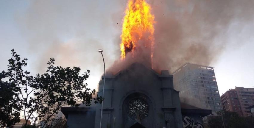 Senador Moreira (UDI) por quema de iglesias: “Yo los llamaría anarquistas satánicos”