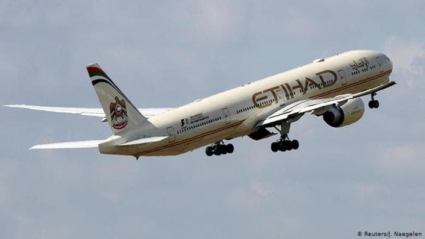 Emiratos Árabes e Israel abren su primera ruta aérea comercial