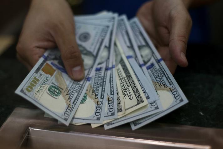 Dólar en Chile ya cae casi $ 20 en las últimas jornadas ante expectativas por acuerdo en EEUU