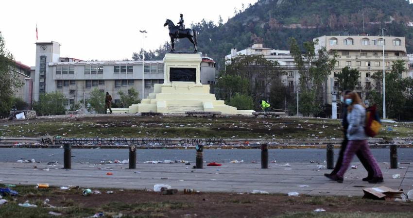 La UDI aumenta presión contra Desbordes por eventual traslado de monumento a Baquedano