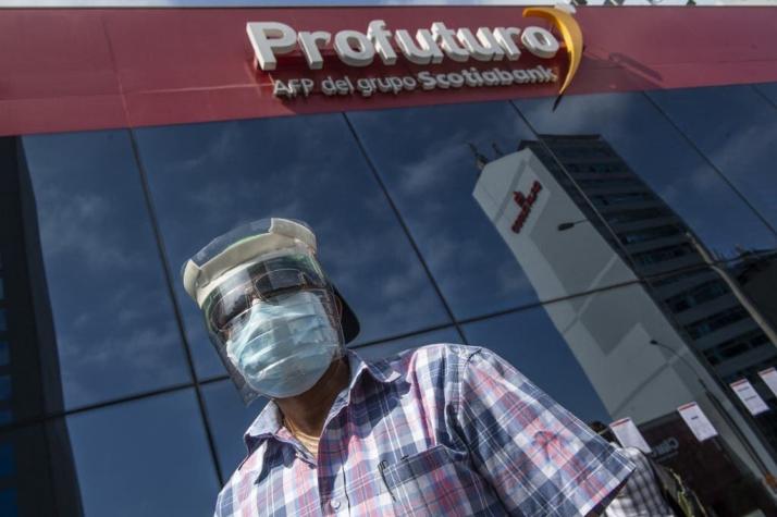 Perú debate proyecto para retirar el 100% de los fondos de pensiones en AFP