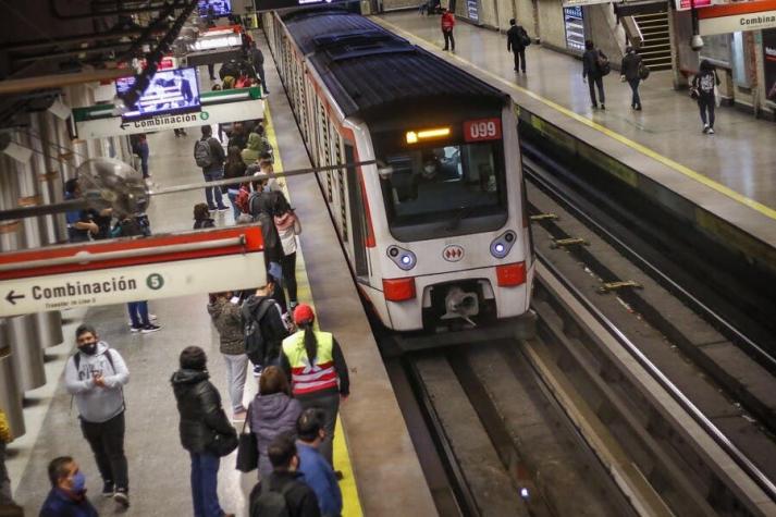 Plebiscito: Los horarios del Metro de Santiago, Merval y Biotren que serán gratuitos este domingo