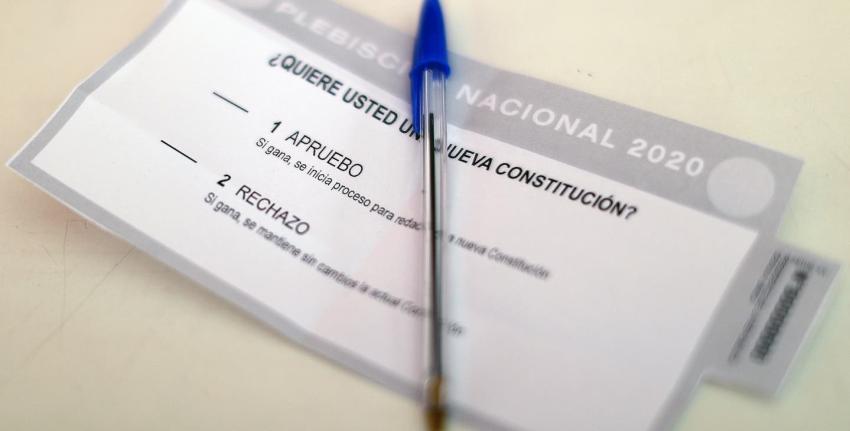 ¿Cómo doblar el voto? La pregunta infaltable del Plebiscito 2020