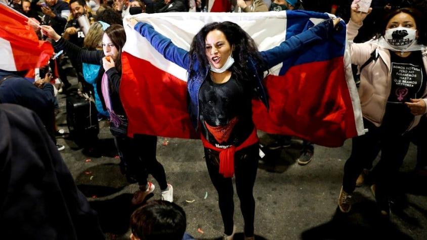 BBC: Plebiscito histórico en Chile, los retos en el camino hacia una nueva Constitución