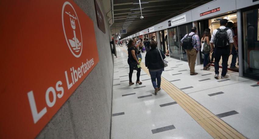 Metro cierra siete estaciones hasta el término de la jornada por problema eléctrico