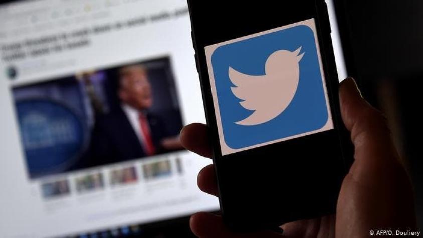 Twitter bloquea a un alto funcionario de Trump por mensaje sobre muro
