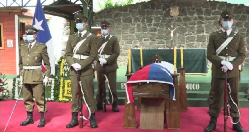 [VIDEO] Realizan velorio de carabinero que murió tras ser baleado en La Araucanía