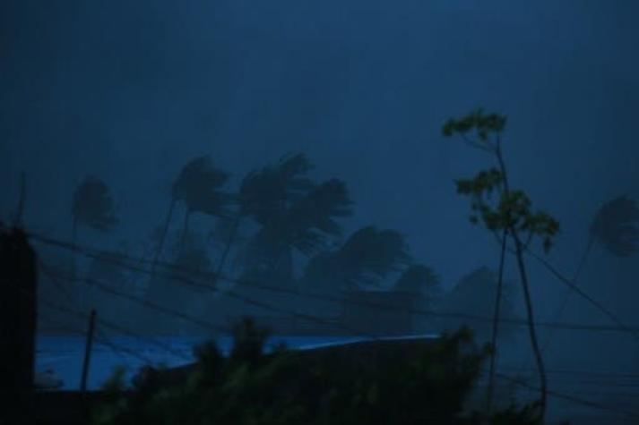 Tifón Goni golpea Filipinas y causa al menos cuatro muertos