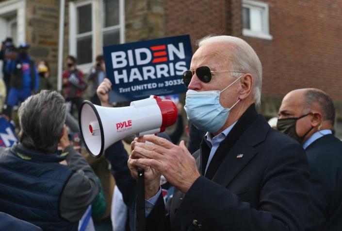 Biden comete una serie de vergonzosos lapsus en el día de la elección en EE.UU
