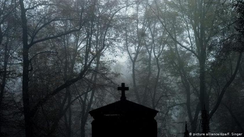Crematorios checos a punto de estallar por repunte de pandemia