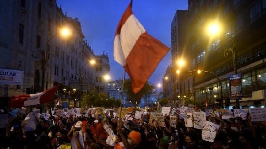Tres muertos en protestas contra el nuevo presidente en Perú