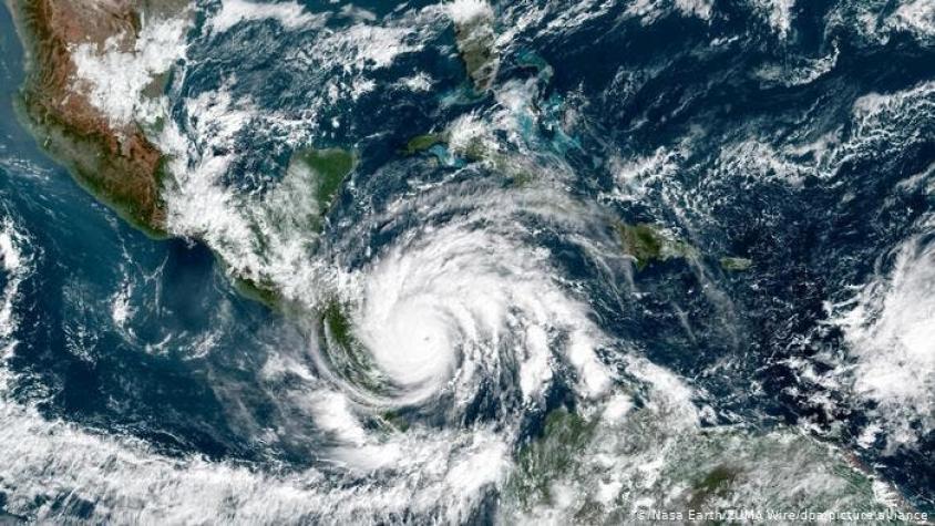 El poderoso huracán Iota causa estragos en el Caribe norte de Nicaragua