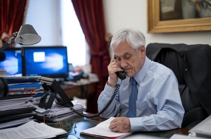 Piñera sostiene llamado telefónico con el nuevo presidente de Perú, Francisco Sagasti