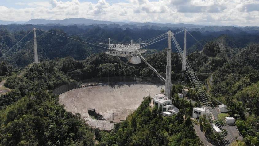 Telescopio de Aceibo: la amenaza de colapso por la que van a desmantelar el icónico observatorio