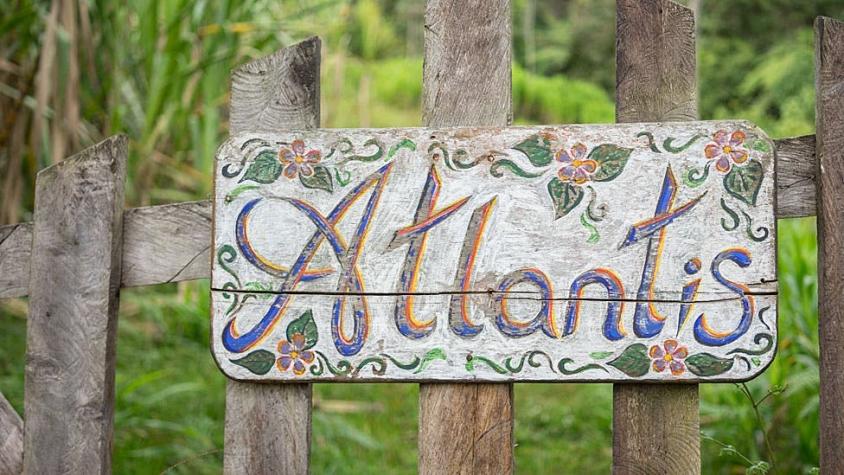 El desgarrador final de Atlantis, la comuna de británicos que convivió con las FARC en Colombia