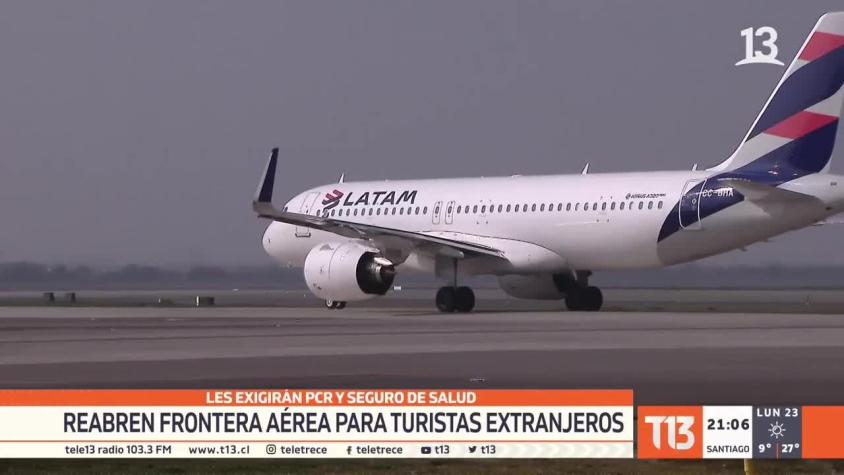 [VIDEO] Reabren frontera aérea para turistas extranjeros: Exigirán PCR y seguro de salud