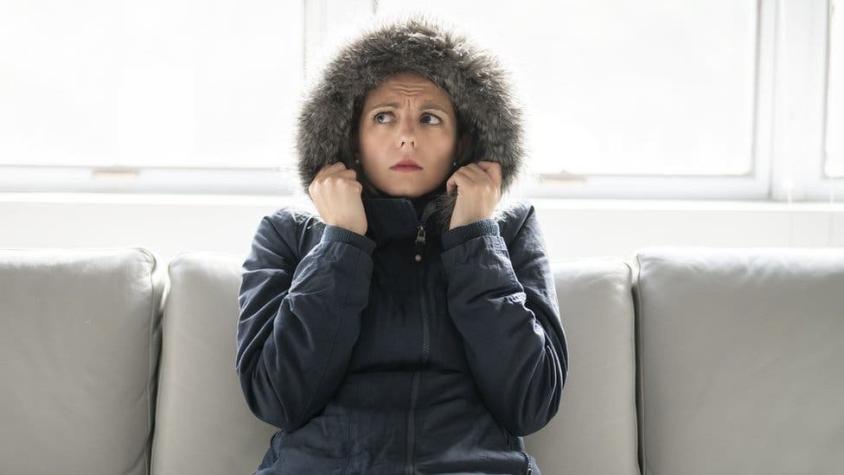 4 razones por las que puedes sentir frío (y cómo varía la temperatura en cada parte de tu cuerpo)