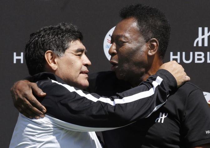 Caszely recuerda a Maradona, pero aclara: "Para mí Pelé es más grande"