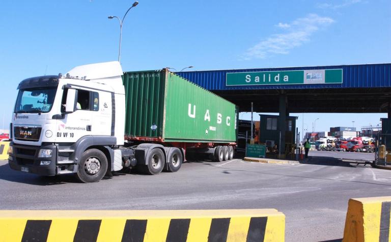 Más de 13.500 camiones en Chile reciben sello que los certifica para disminuir impacto ambiental