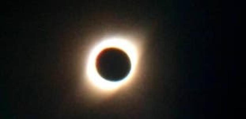 Tips para sacar una foto del eclipse solar con tu smartphone