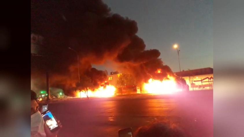 [VIDEO] Gobierno se querella por quema de buses: Bajaron a los pasajeros e incendiaron 4 máquinas