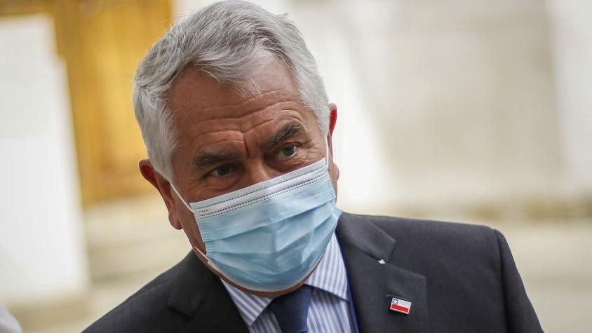 Ministro Paris por inicio de vacunación en Chile: “No puedo anunciar ninguna fecha”