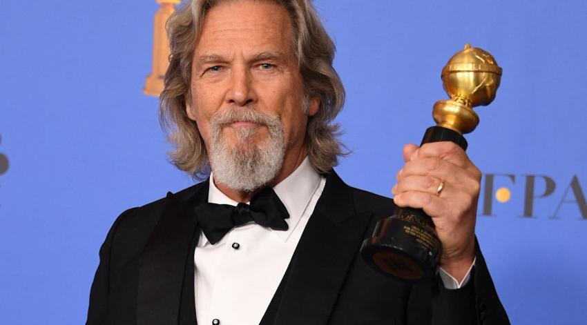 Jeff Bridges reapareció sin cabello y dio detalles de su salud en pleno tratamiento contra el cáncer