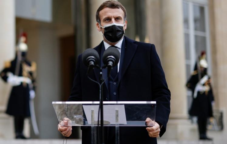 Presidente francés Emmanuel Macron da positivo por COVID-19