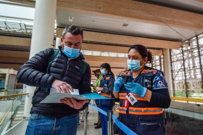 ¿Qué medidas se tomaron en Chile por la aparición de una nueva cepa de coronavirus en Reino Unido?