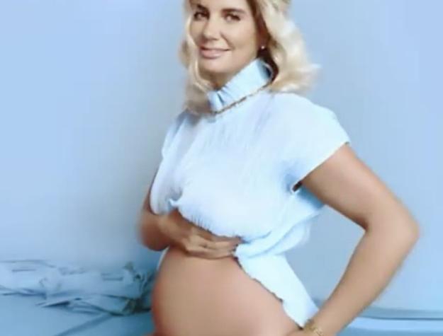 Javiera Acevedo sorprende y muestra su avanzado embarazo: "Siempre había querido ser mamá"