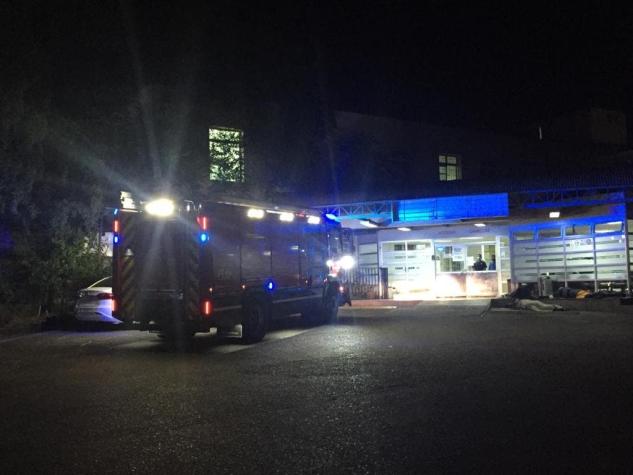 Ascensor del Hospital Salvador sufre colapso con dos funcionarios en su interior